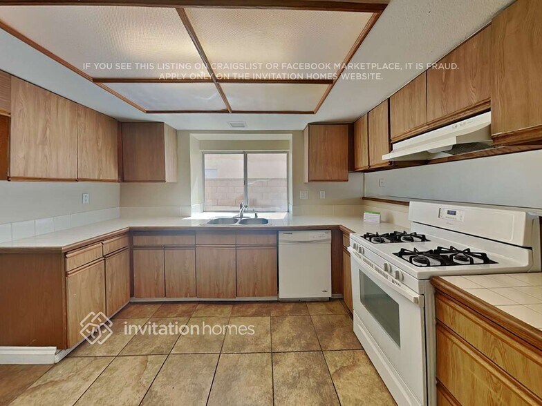 Building Photo - 23425 Seafarer Way