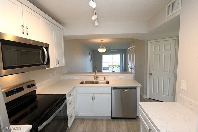 Building Photo - 1155 Mainsail Dr