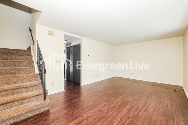 Building Photo - Coming Soon!