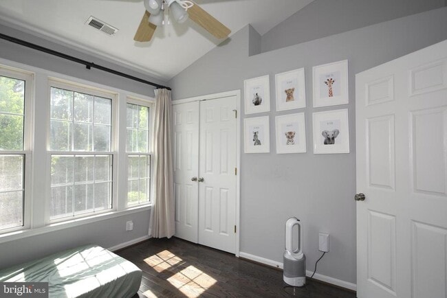 Building Photo - 556 Winding Rose Dr