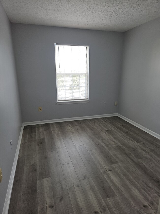 Building Photo - 5309 Regal Ct
