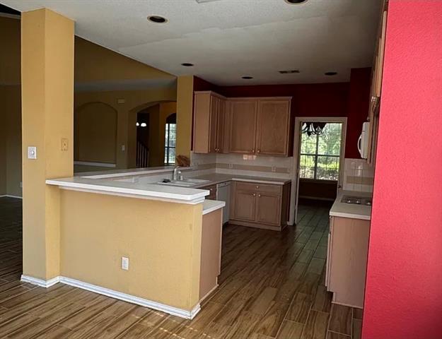 Building Photo - 5013 Goldenrod Dr