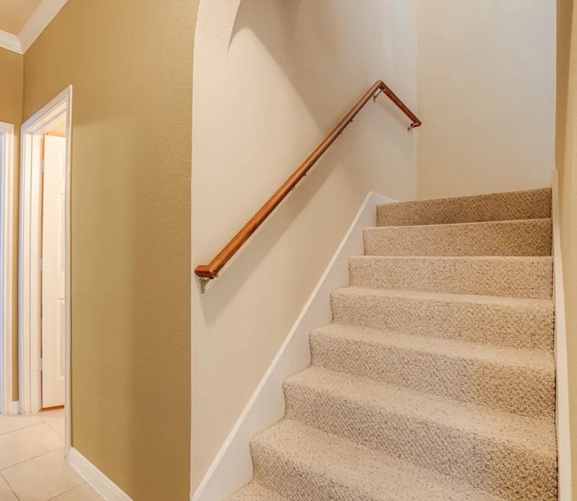 Building Photo - GREAT LOCATION NEAR MEDICAL & USAA | 3 BEDS | 3.5 BATHS