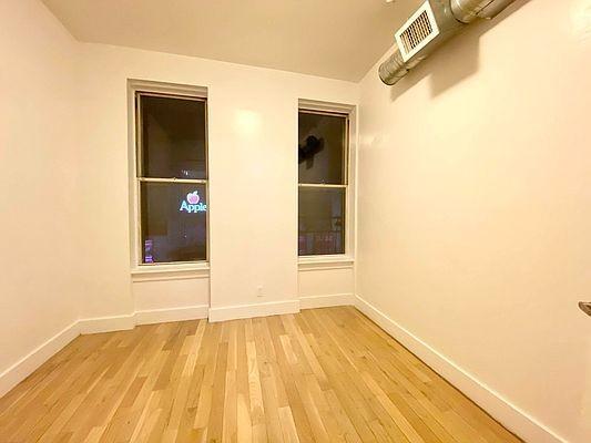 Building Photo - 3 bedroom in New York NY 10035