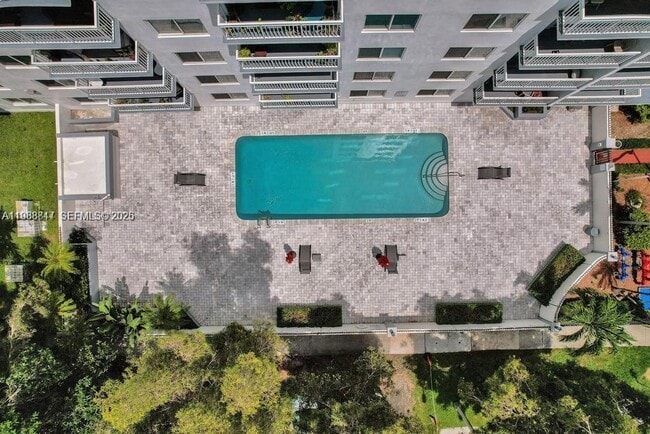 Building Photo - 1251 NE 108th St