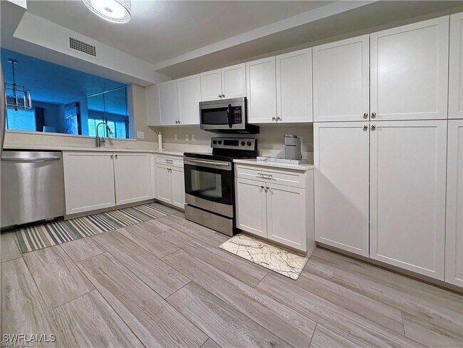 Building Photo - 218 Sugar Pine Ln