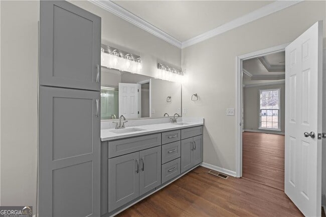 Building Photo - 6015 Canaan Woods Dr SW