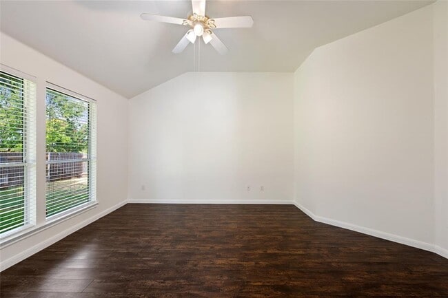 Building Photo - 3704 Pine Needle Cir