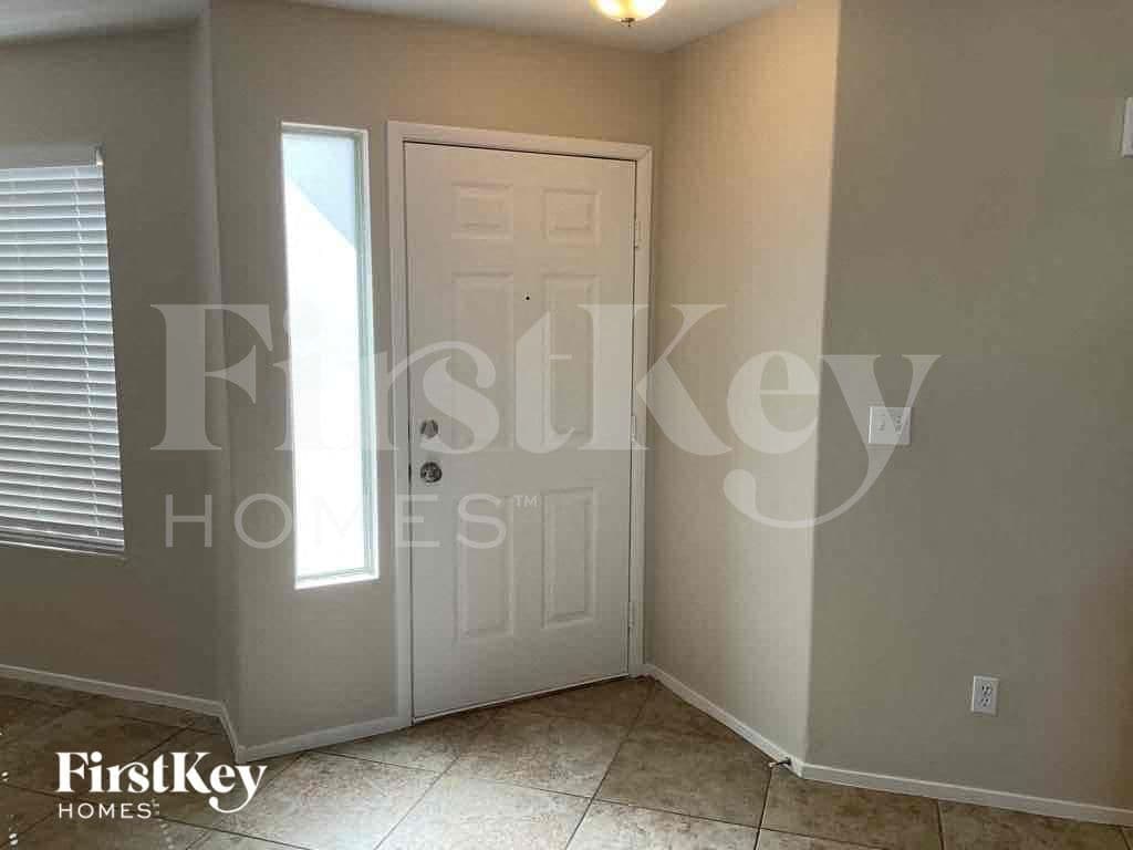 Building Photo - 8008 Revolver Ave