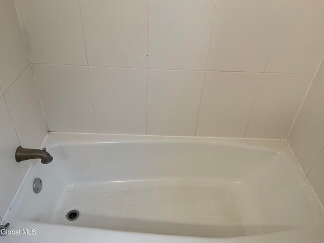 Building Photo - 11-21-21 Ashdown Rd