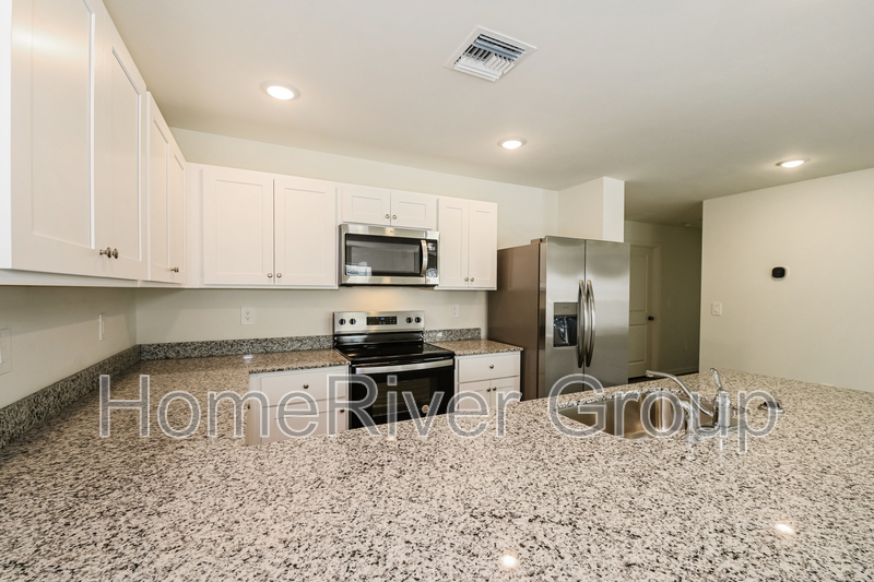 Building Photo - 3702 NW 48th St
