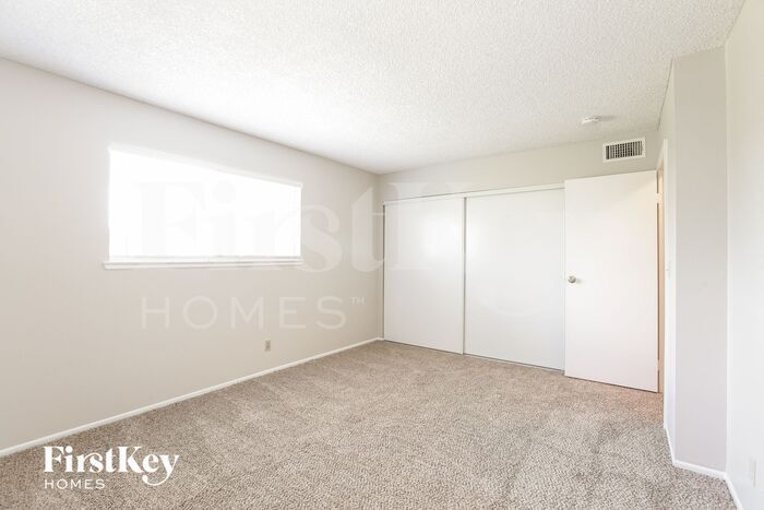 Building Photo - 6779 Carrera Dr