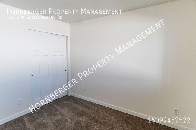 Building Photo - 10612 W Salmonberry