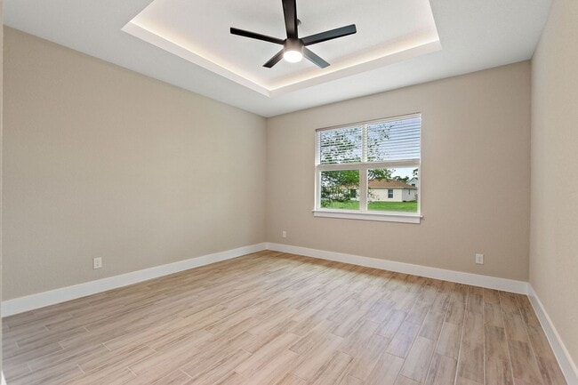 Building Photo - 141 Barrington Dr