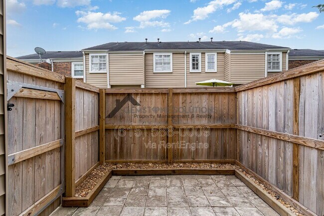 Building Photo - 404 Granville Rd