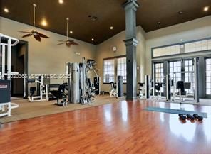 Building Photo - 2548 Centergate Dr