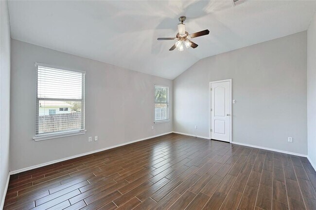 Building Photo - 166 Pecanwood N