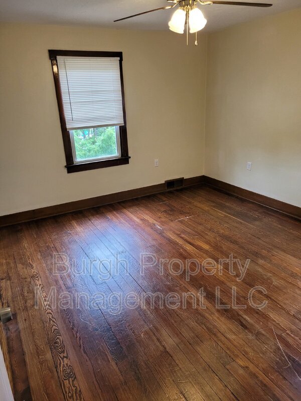 Building Photo - 3538 Fleming Ave