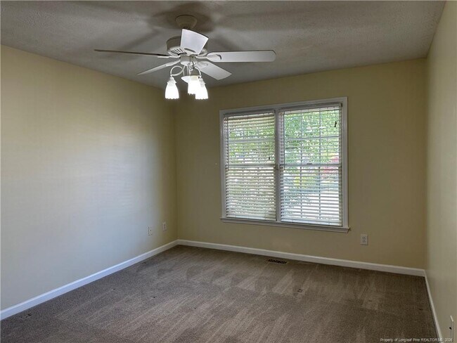 Building Photo - 2827 Beringer Dr