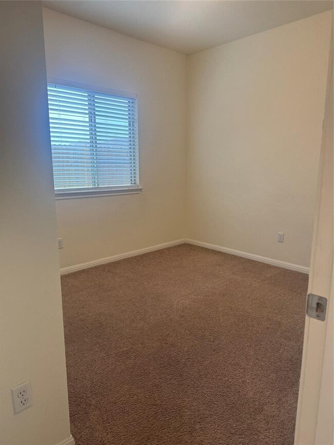 Building Photo - 209 Driftwood Ln