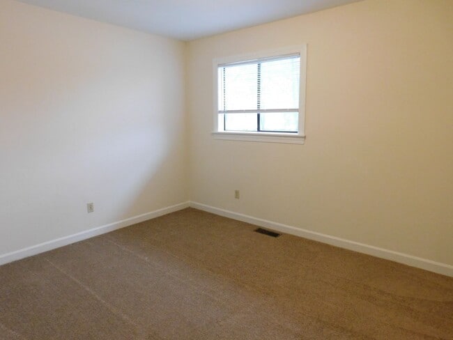 Building Photo - 1509 College Way