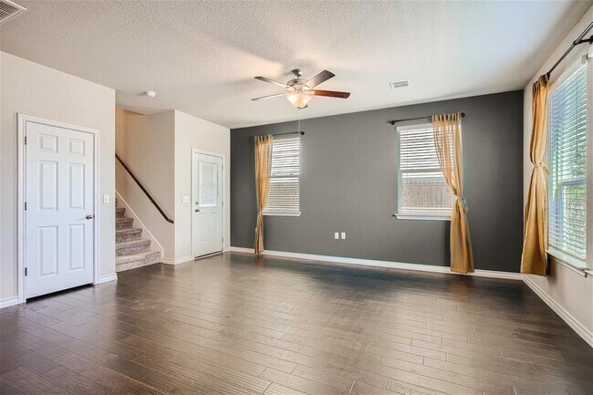 Building Photo - 1604 Los Olivios Wy