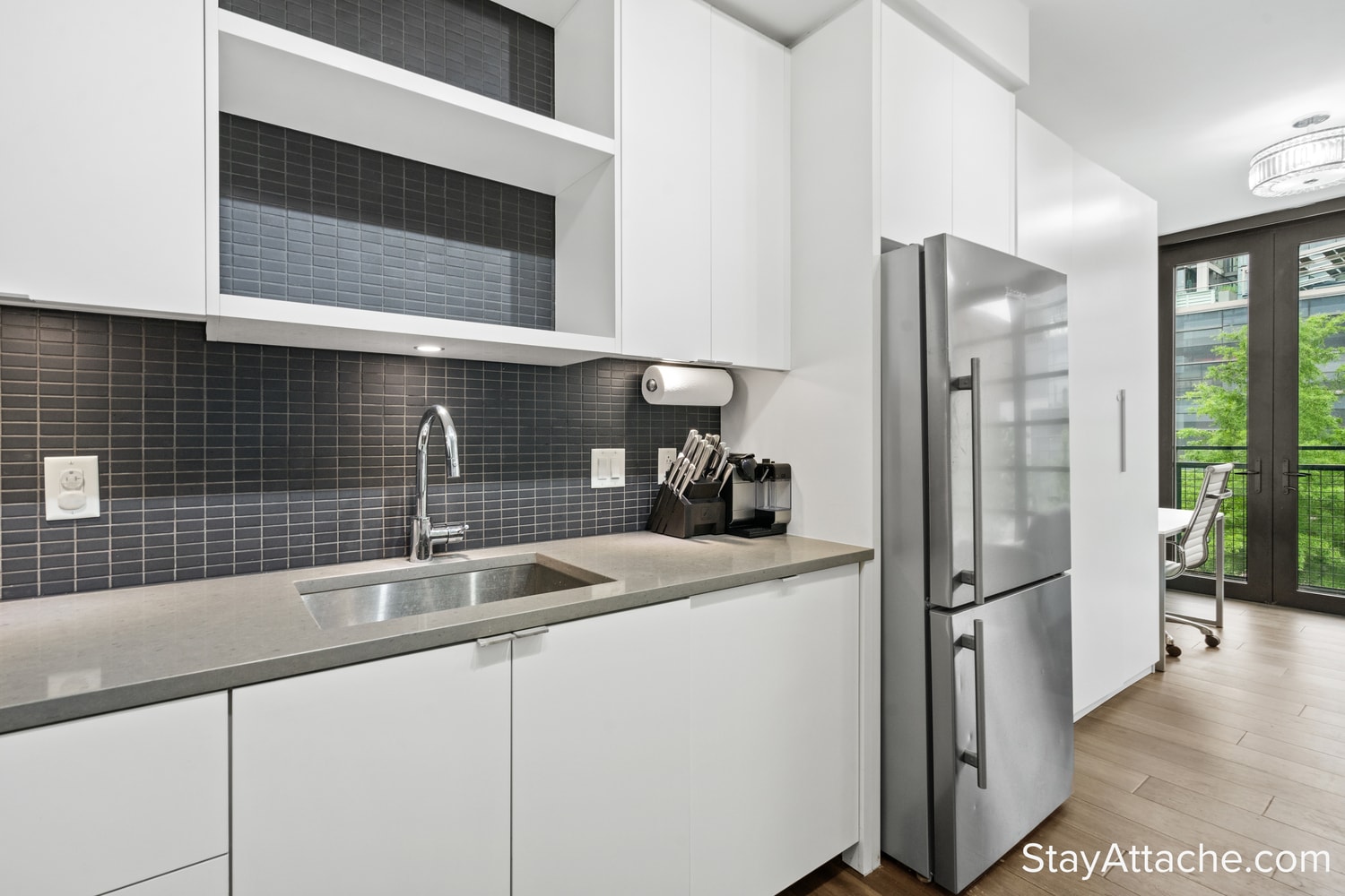 Building Photo - 1300 4th St SE