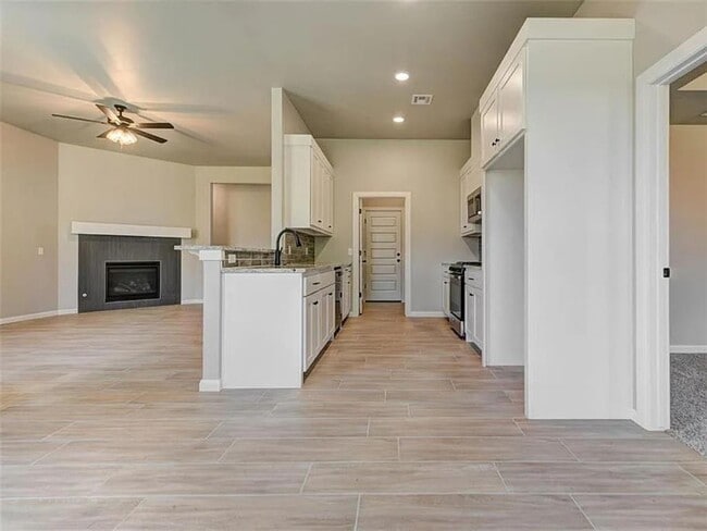 Building Photo - 1935 W Flintlock Wy