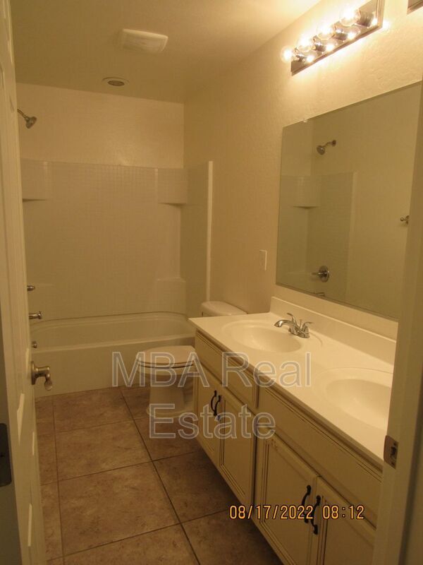 Building Photo - 4844 W Leodra Ln