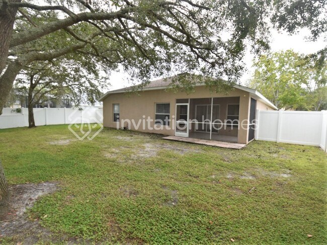 Building Photo - 5511 Lake Leta Blvd