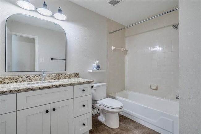 Building Photo - 16517 Spotted Eagle Dr