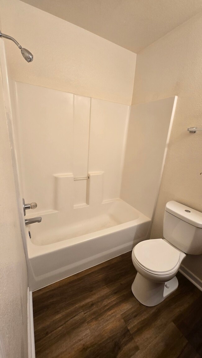 Building Photo - 4304 Lipan St