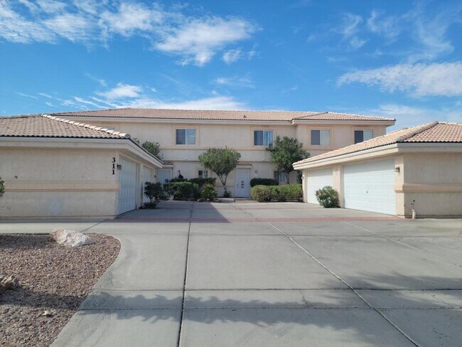 Primary Photo - 311 Phyllis Dr