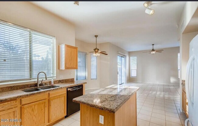 Building Photo - 17640 N 17th St