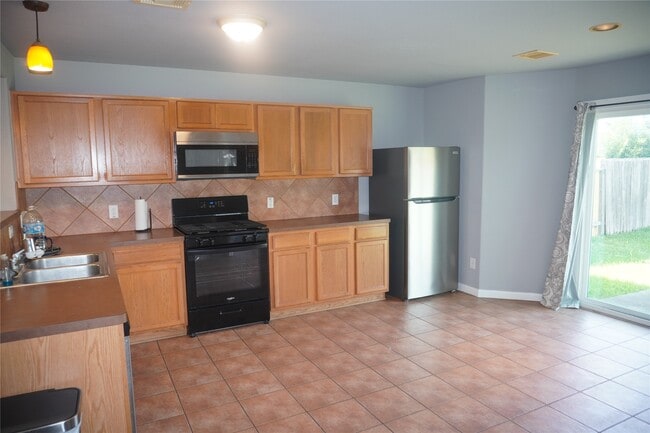 Building Photo - 2663 Skyview Grove Ct