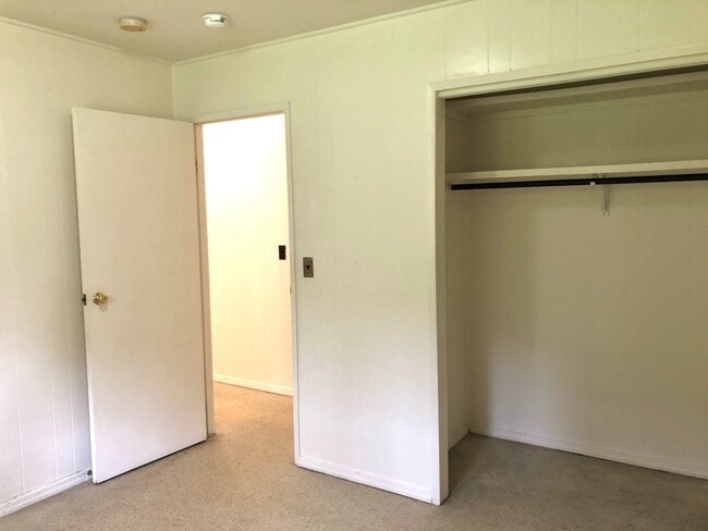 Building Photo - 18-2050 Nau Nani Rd