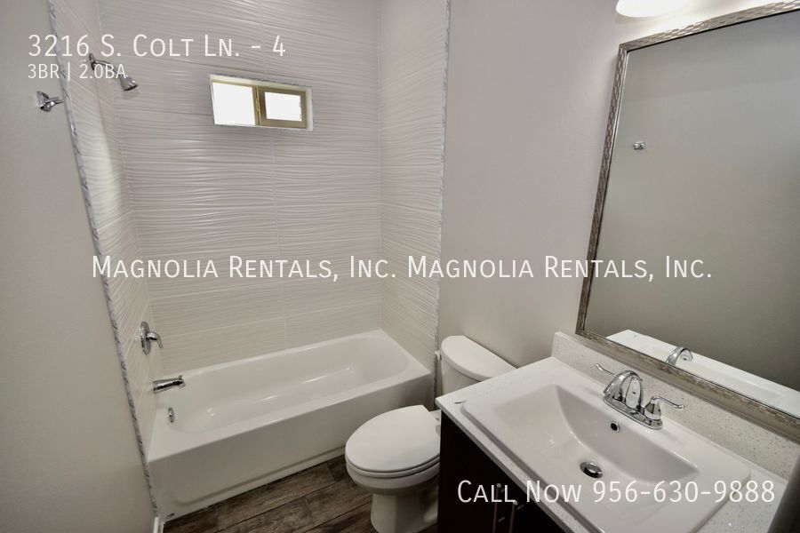 Building Photo - 3216 S Colt Ln