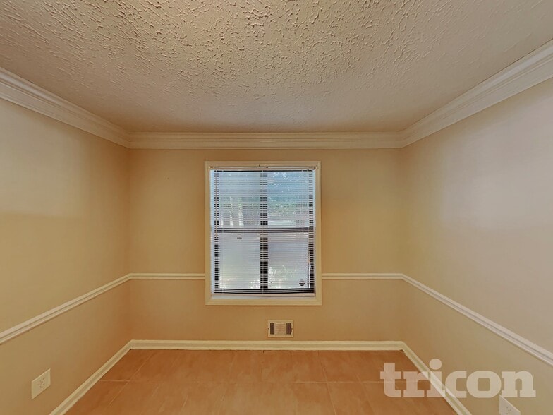 Building Photo - 5040 Sumit Wood Dr NW