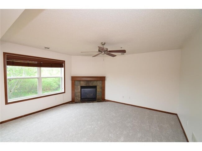 Building Photo - 15661 60th Ave N