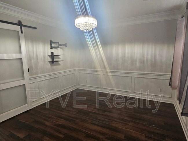 Building Photo - 2426 Middlebrook Ridge Ln