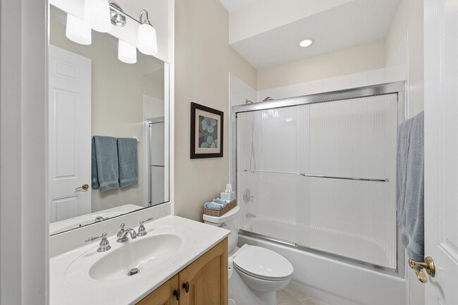 Building Photo - 9243 Tesoro Ln