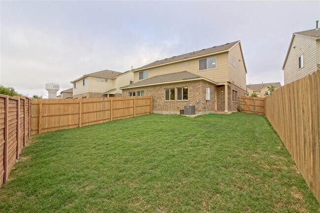 Building Photo - 555 White Steppe Way