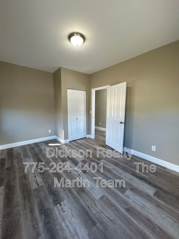 Building Photo - 600 Panama Dr