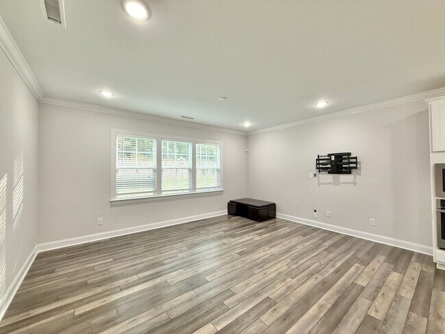 Building Photo - Incredible 4BD, 3BA Raleigh Home in the De...