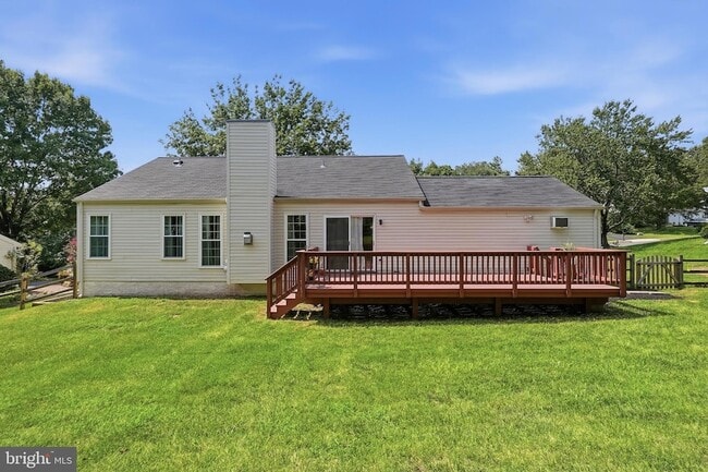 Building Photo - 9571 Basilwood Dr