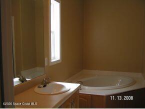 Building Photo - 1130 Grapefruit Rd SE