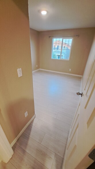 Building Photo - 120 Alboran Sea Cir