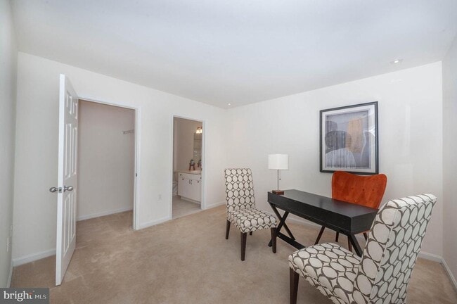 Building Photo - 8067 Nicosh Cir Ln
