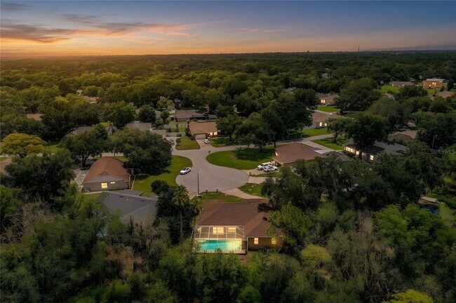 Building Photo - 2326 Deerbrook Dr