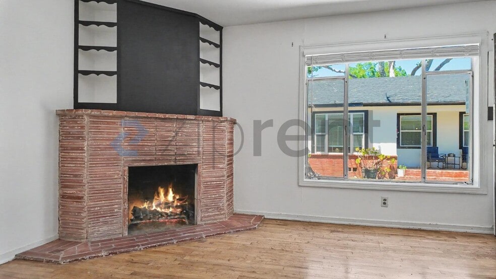 Building Photo - Unit 1